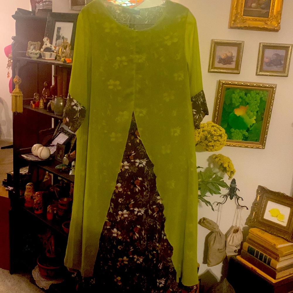 Zanzea Collection Brown floral with sheer green overlay  dress m